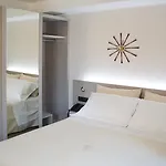 إل لوغياتو دي سيرفيتي فندق 3*