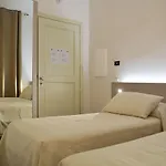 إل لوغياتو دي سيرفيتي فندق 3*